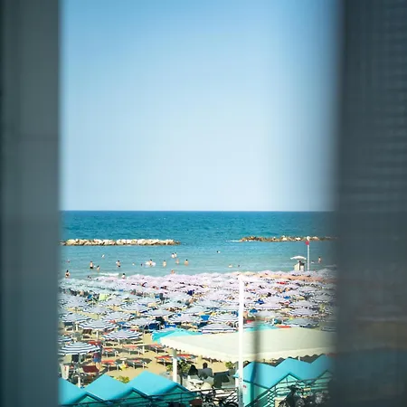 Fronte Mare Bici E Convenzionata