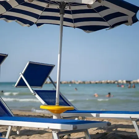 Fronte Mare Bici E Convenzionata * Pesaro